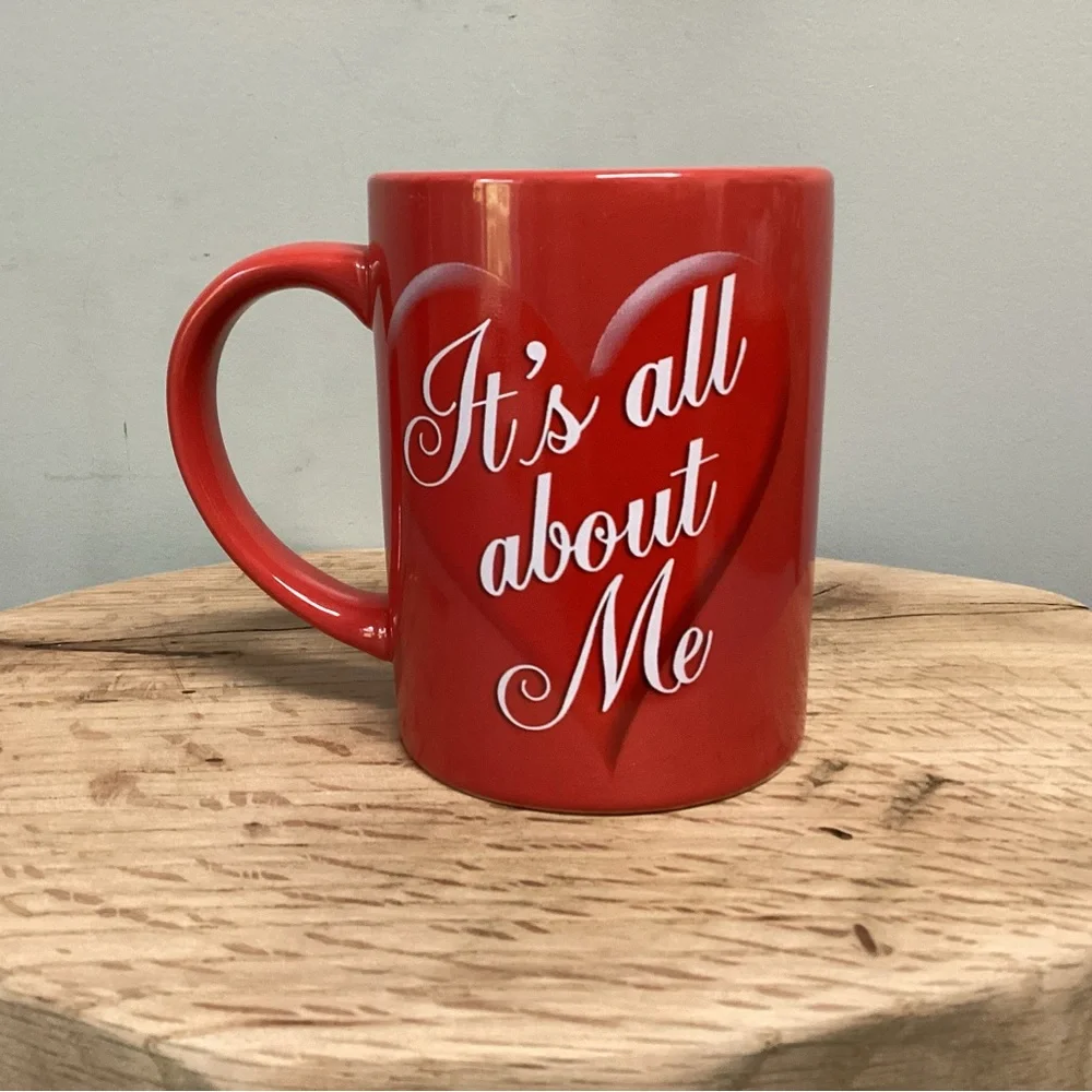 🔴 Disney’s Minnie Ceramic Crafted Coffee Mug / Cup - Like New - Stunning Colors - Picture 5 of 13